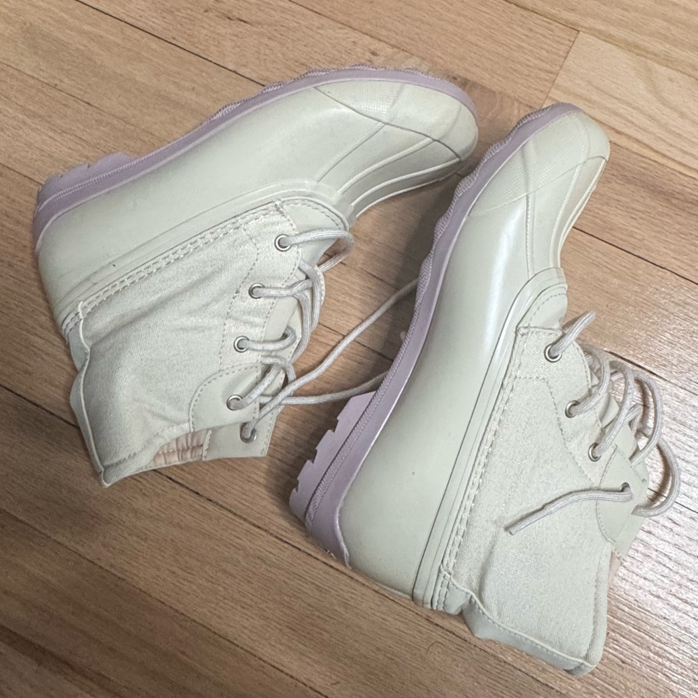 Sperry Off-White Lace-Up Boots